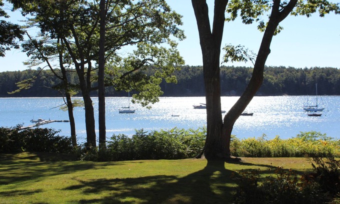 Freeport House | Full Moon on the Harraseeket, Freeport, Maine