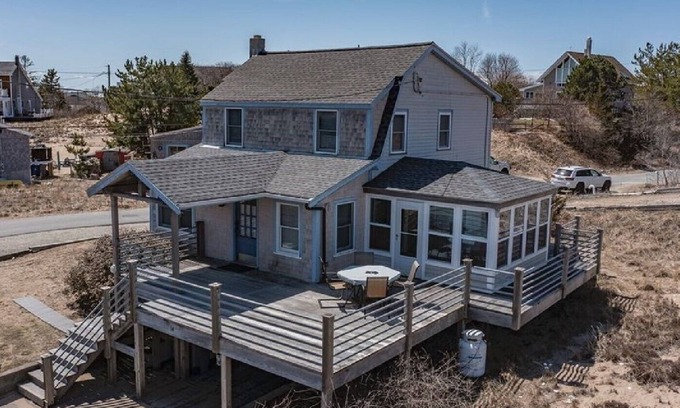 Newbury House | Full Plum Island house - steps to beach, fully equipped, comfort and convenience
