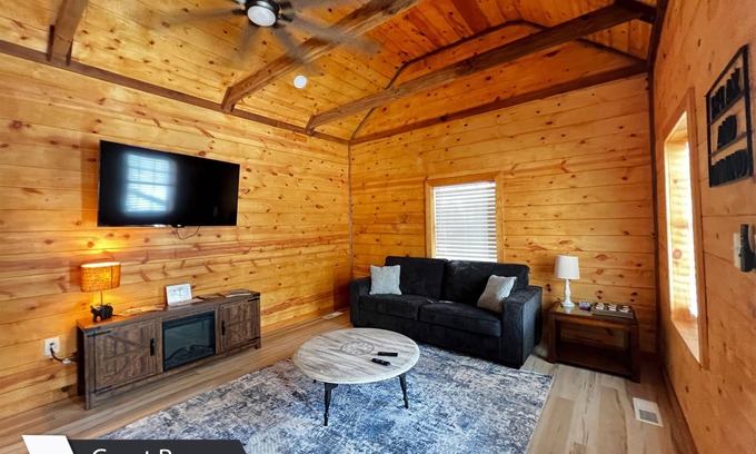 Rocky Top House | Full remodel No trailering to the Windrock, Norris Lake and Trails close by.
