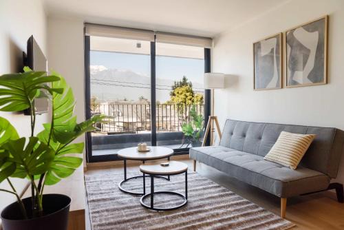 Apoquindo Apartment | Full Stylish 2BR Oasis for 5 in Lively Las Condes