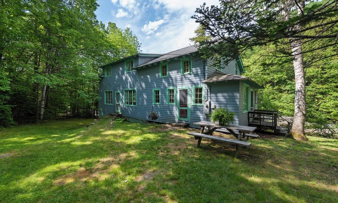 Warren Cabin | FULLER CAMP + Riverside + Swimming Hole - Surrounded by Private Property