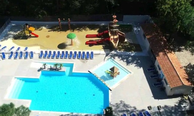 Saint-Augustin House | FULLY EQUIPPED MOBIL HOME with large 30 M2 terrace and small garden.