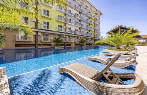 Mactan Export Processing Zone Apartment | Fully equipped Studio unit near Mactan Airport with WIFI, Pool & Gym Access