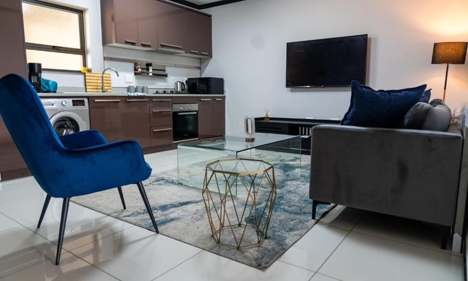 Greater Johannesburg Metropolitan Area Apartment | Fully furnished apartment.