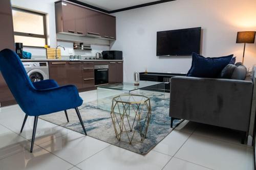 Greater Johannesburg Metropolitan Area Apartment | Fully furnished apartment + UPS.