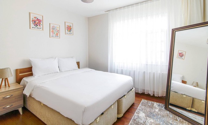 Mecidiyekoy Apartment | Fully Furnished Comfortable Flat in Sisli