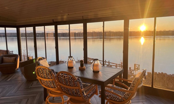 Utica House | Fully Remodeled Exquisite Louisville Area Tranquil Riverfront Home!