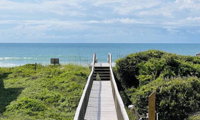 North Topsail Beach House | Fully Renovated Oceanfront - Private Beach Access - Sleeps 8 - Dog Friendly