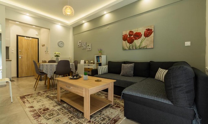 Thessaloniki Apartment | Fully Renovated Apartment For 3 In Thessaloniki