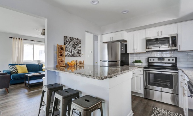 Townsend's Inlet House | Fully Renovated! Ocean Views! Beach Block!