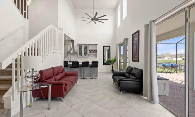 Crescent Lakes Apartment | fun and cozy house near Disney