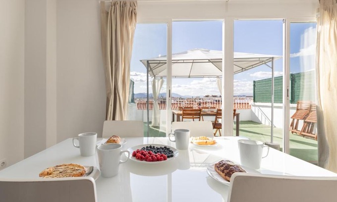 El Ejido Apartment | FUN BUILDING DUPLEXES by HOMEABOUT