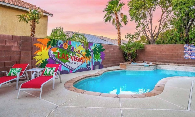 MacDonald Ranch House | Fun in the Sun - Luxury 4BR Vegas Home w Pool!