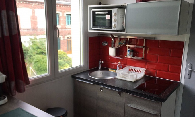 Coteaux Ouest Apartment | Functional apartment 10min from the center/500m quai de seine WIFI