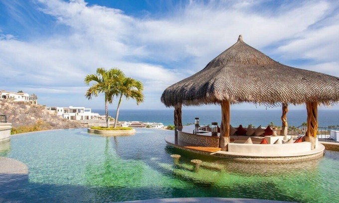 Buzzards Villa | Fundadores 121 - Puerto Los Cabos