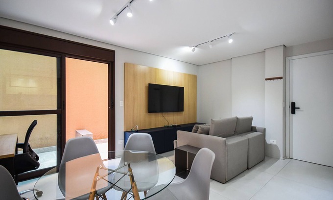 Santa Cecilia Apartment | Furnished apartment with private garden and pool in Higienópolis