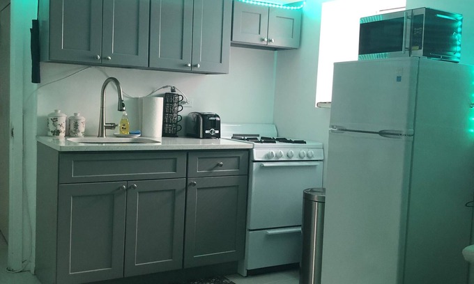 Throgs Neck Apartment | Furnished Apartment in Bronx