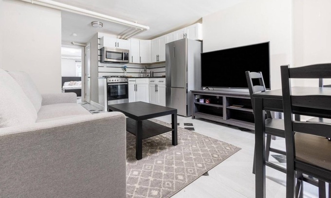 West Side Apartment | Furnished Apartment 1445 Jersey City