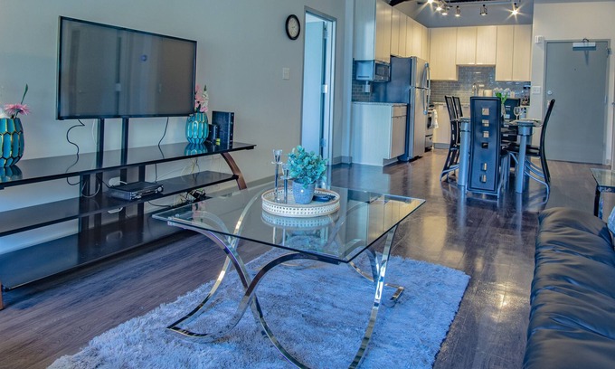 SoNo Apartment | Furnished Apt near Fox Theatre
