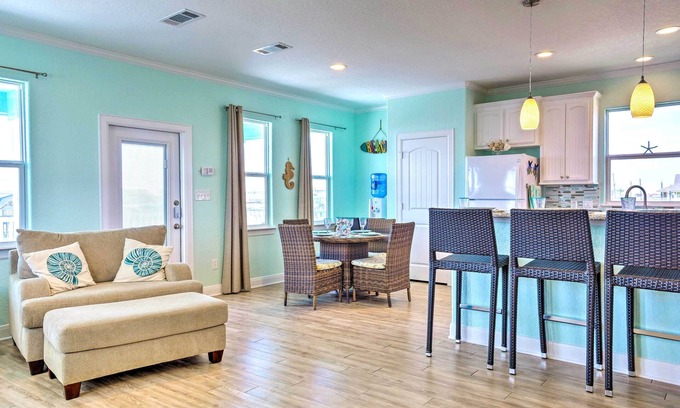 Surfside Beach House | Furnished Deck + Ocean Views: Surfside Beach Home