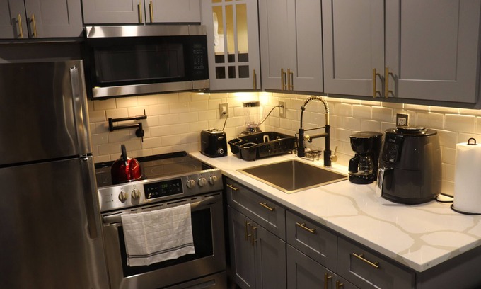 Dallas Apartment | Furnished Studio Near Downtown Dallasn