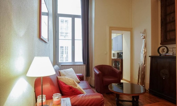 Quartier Sainte-Avoye Apartment | Furnished studio Paris, Marais