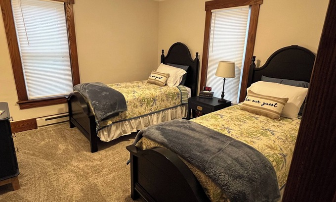 Lexington Apartment | Furnished sweet retreat, 2-bedroom apartment in Lexington - WiFi, W/D, Parking