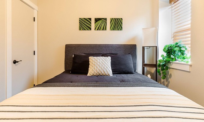 Great Falls Apartment | Furnished & Updated Downtown Apartment