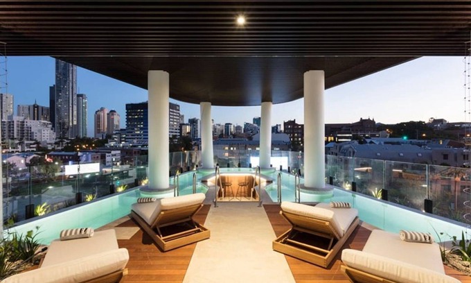 Fortitude Valley Apartment | FV Iconic Designer APT, Parking, Near CBD Qfv147-14