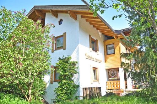 Wallgau Apartment | Gästehaus Bergkristall
