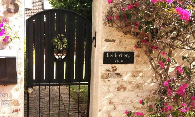 Somerset West House | Gästehaus HelderbergView