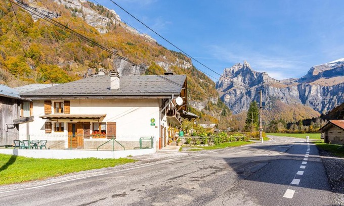 Sixt-Fer-a-Cheval Apartment | Gîte des Cascades