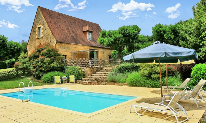 La Chapelle-Aubareil House | GÎTE DORDOGNE WITH PRIVATE POOL BETWEEN GROTTE DE LASCAUX AND SARLAT