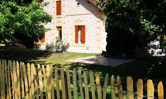 Lamonzie-Saint-Martin House | Gîte du château Haut Lamouthe