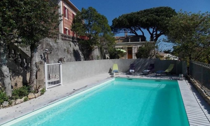 Pont-Saint-Esprit Cottage | Gîte LE ROCHER of 45m²