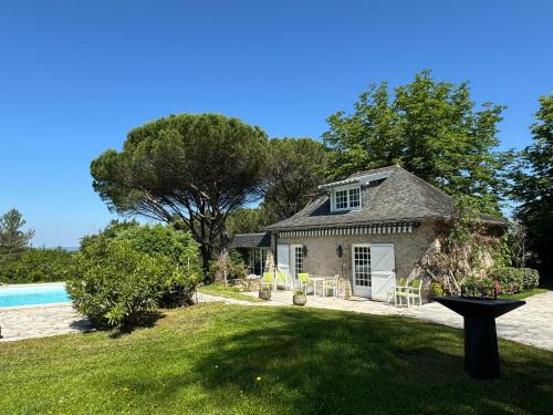 Brive-la-Gaillarde House | Gîte Pool house dans le domaine de Mary