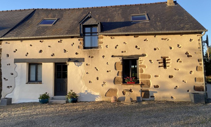 La Boussac House | Gîte pour 6 personnes dans ferme équestre, prés du Mont Saint Michel, Saint Malo