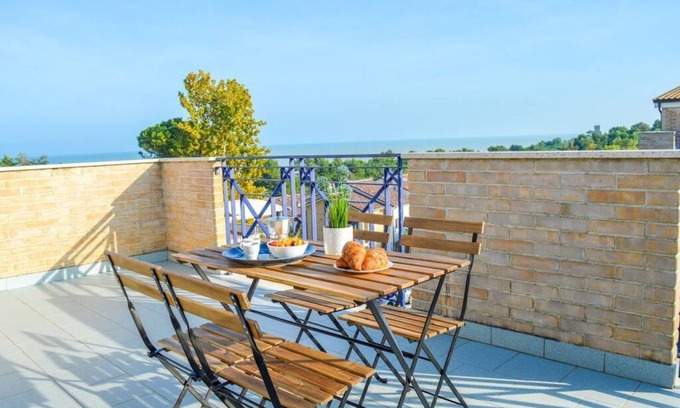 Foggetta Apartment | G.Bay D26 - Second floor apartment with balcony overlooking the pool
