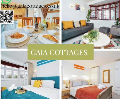 Hersham House | Gaia Cottages 3BR Home with Parking,WIFI,Garden,EV & Desk