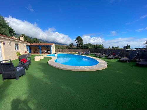 Brena Alta Villa | Galguen Paradise in the island of stars. Villa.