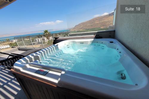 Migdal Apartment | Galilee Escape Private Pool or Jacuzzi Retreat
