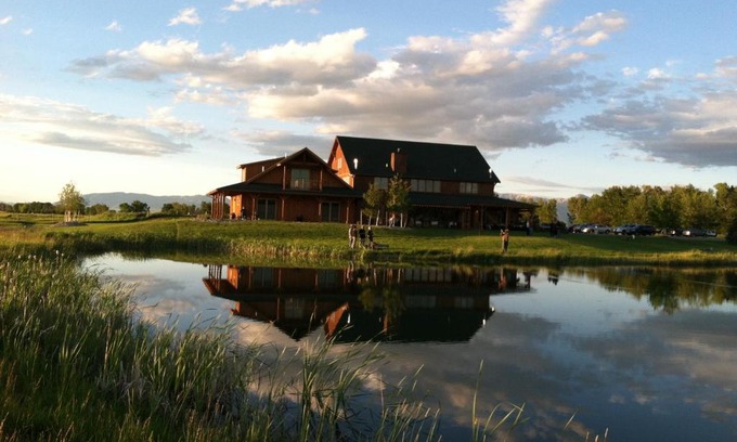Bozeman Cabin | Gallatin River Lodge