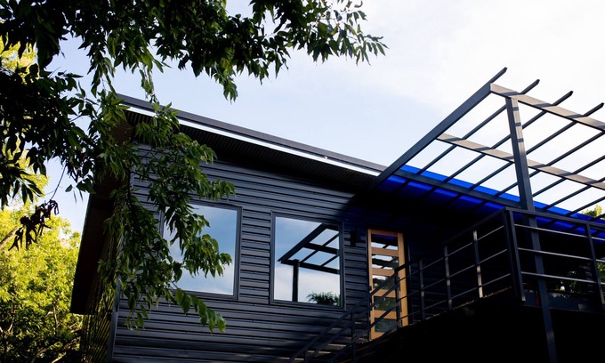 Calera House | Galleria Z-Natural Light Jungle House-2 mi to Choctaw Casino