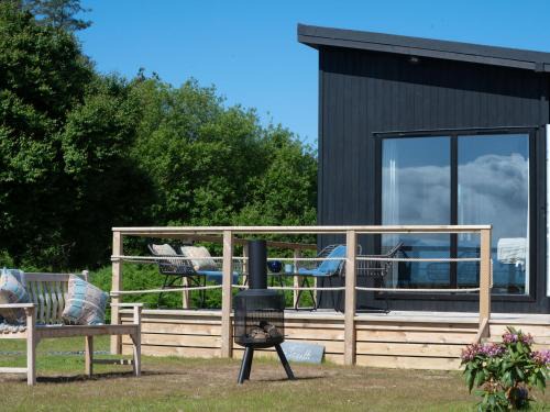 Dwyran House | Galwad y Mor