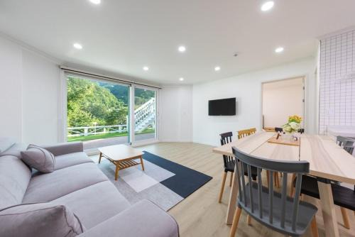 Gangneung House | Gangneung Chunja Yeoinsook
