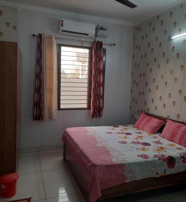 Bullawala Apartment | Ganpati Villa