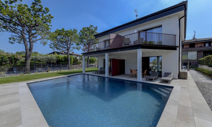 Pieve Vecchia Ski Chalet | Gardaliva 6 by the lake in Manerba del Garda