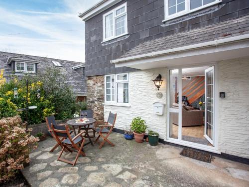 Kingsbridge House | Garden Cottage