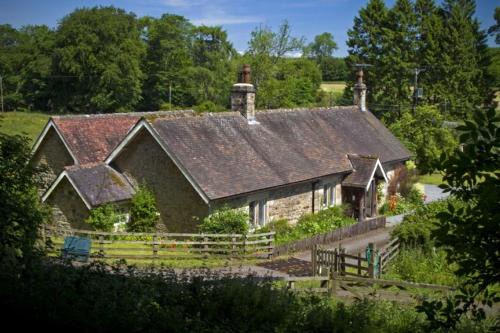 Barrasford House | Garden Cottage Haughton Castle