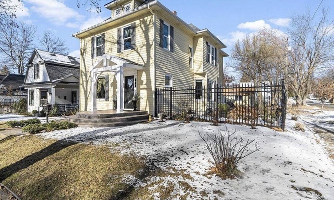 Garden District House | Garden district getaway in the heart of Coeur d Alene